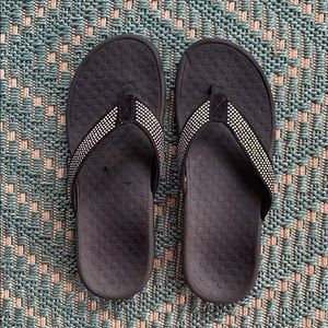 Vionic Flip Flops